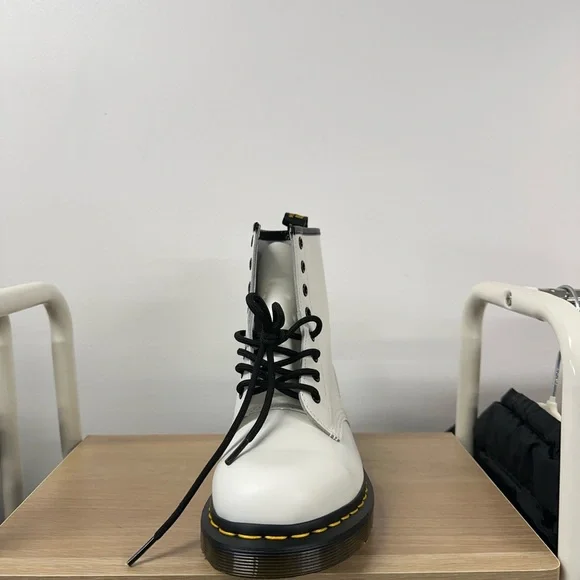 Dr. Martens 1460 Smooth - White - Unisex - Picture 12 of 13